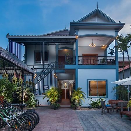Angkor'S Sunshine Bed & Breakfast Siem Reap Bagian luar foto