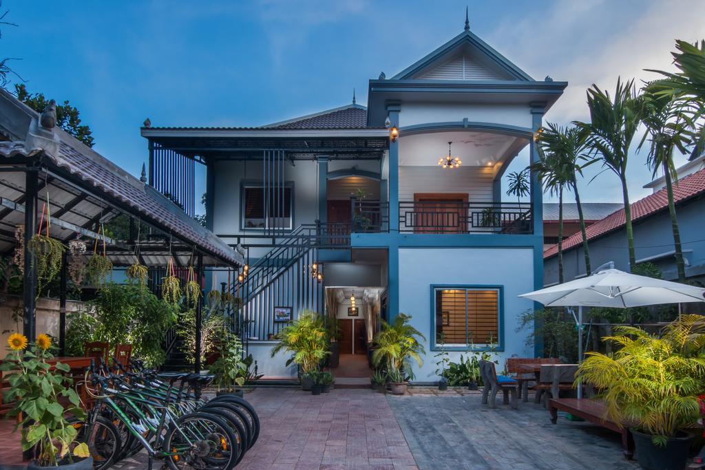 Angkor'S Sunshine Bed & Breakfast Siem Reap Bagian luar foto
